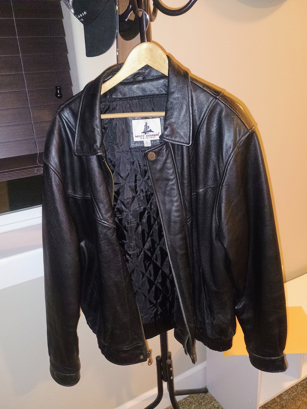 Misty Harbor Men's Black Leather Bomber Jacket